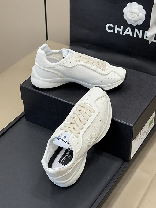 シャネル 25Ss ヴィンテージミルクホワイトスニーカー