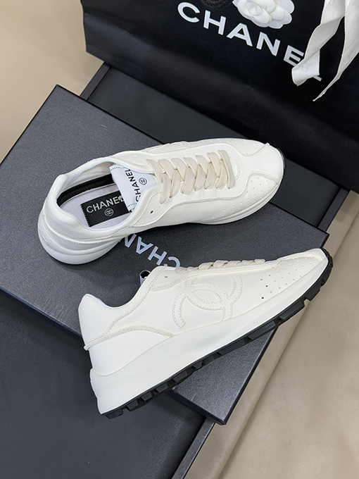 シャネル 25Ss ヴィンテージミルクホワイトスニーカー