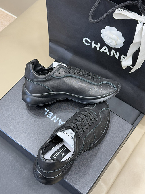 シャネル 25Ss ヴィンテージミルクホワイトスニーカー