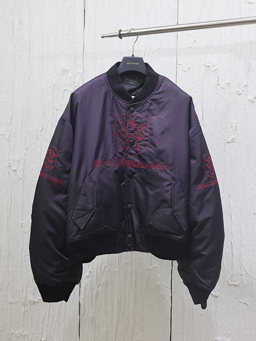 バレンシアガ 24Fw 新しい刺繍マンネリ綿服コート