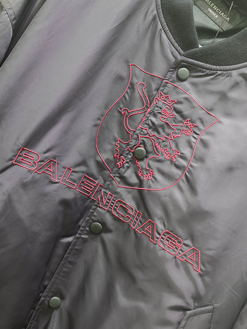 バレンシアガ 24Fw 新しい刺繍マンネリ綿服コート