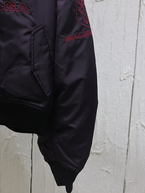 バレンシアガ 24Fw 新しい刺繍マンネリ綿服コート