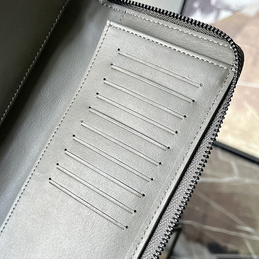 ルイヴィトン長財布 ジップアップバーティカルM12504