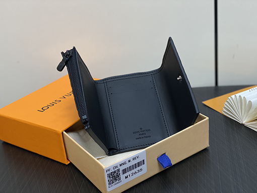 ルイヴィトン財布 ヴィクター ウォレット M12635