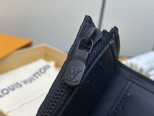 ルイヴィトン財布 ヴィクター ウォレット M12635
