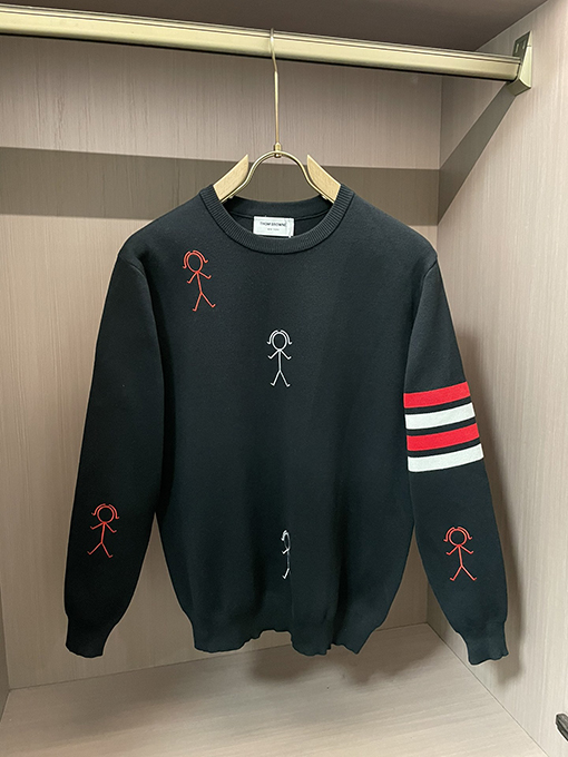 トムブラウン クラシックなシンプルなラウンドネックニットセーター