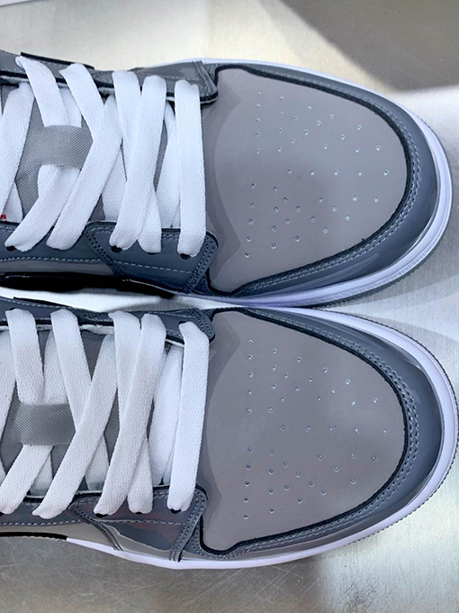 ナイキNike Air Jordan 1 Low SE