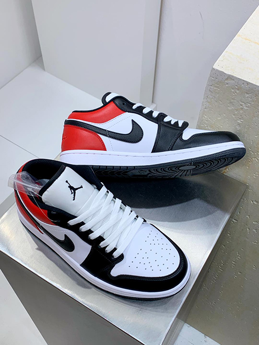 ナイキコピーNike Air Jordan 1 Low SE