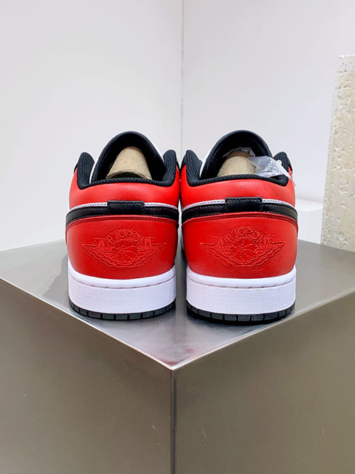 ナイキコピーNike Air Jordan 1 Low SE