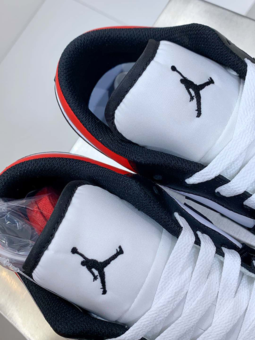 ナイキコピーNike Air Jordan 1 Low SE