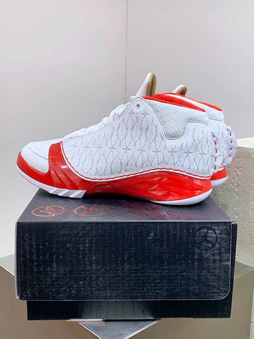 ナイキスーパーコピーNike Air Jordan XX3 OG