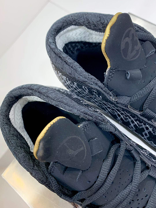 ナイキスーパーコピーNike Air Jordan XX3 OG