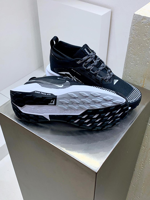 ナイキスーパーコピーNike REACTX PEGASUS TRAIL 5 GTX オフロードランニングシューズ