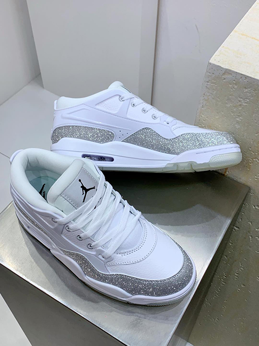 ナイキNike Air Jordan 4 Retro RM