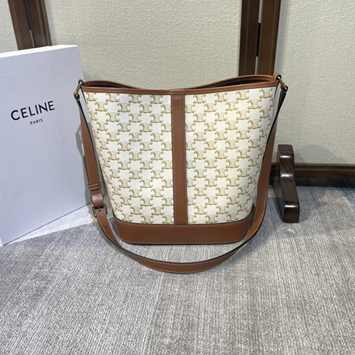セリーヌ CELINE FOLCO クラシックなモノグラムバケツバッグ