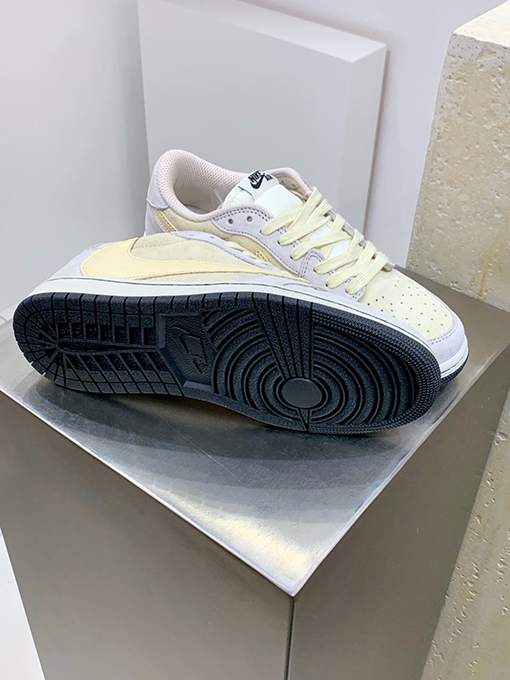 ナイキTravis Scott x Air Jordan AJ1 Low OG SP TSコラボバーブローカットスニーカー