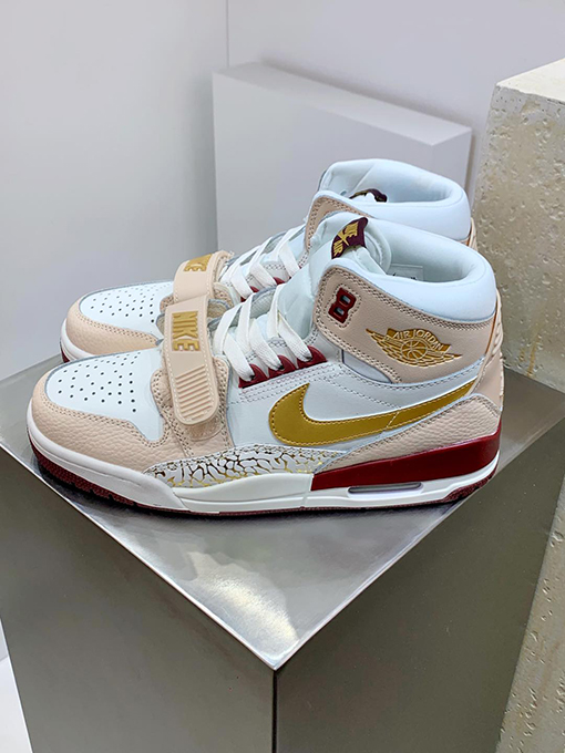 ナイキAir Jordan Legacy 312 クラシックスニーカー