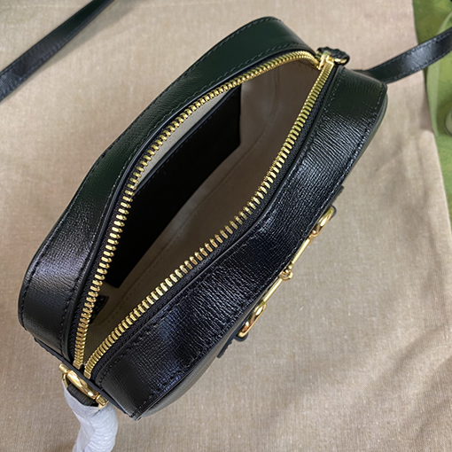 グッチ  クラシックな小さなバッグ