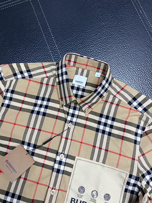バーバリー チェック シャツ 胸元BURBERRYプリント ポイント