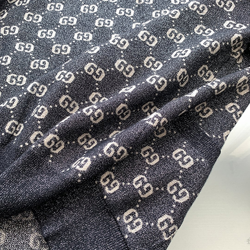 グッチ 銀糸両面ジャカードセーター