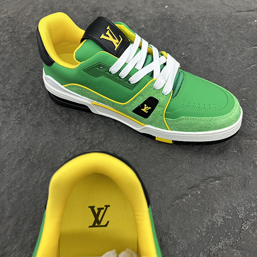 ルイヴィトン Louis V TRAINER スニーカー
