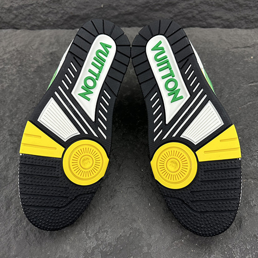 ルイヴィトン Louis V TRAINER スニーカー