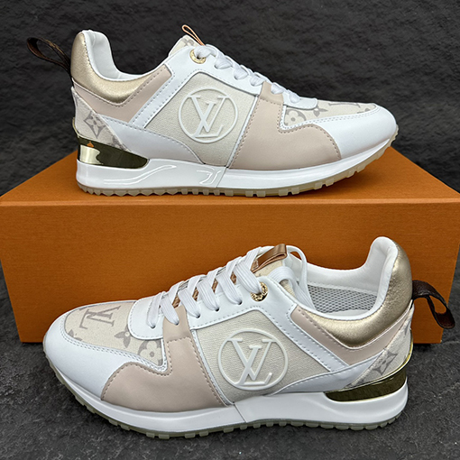 ルイヴィトン Louis V RUN AWAYスニーカー
