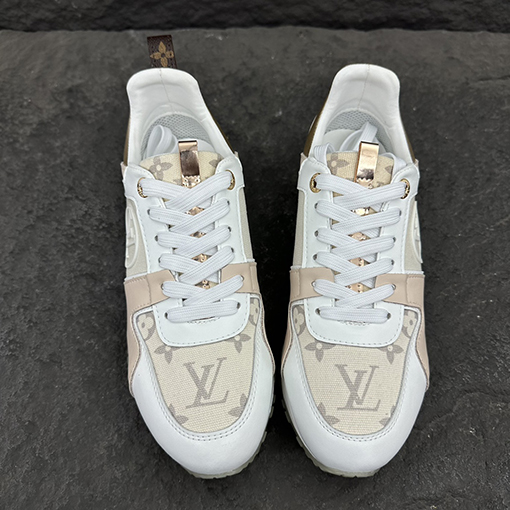 ルイヴィトン Louis V RUN AWAYスニーカー