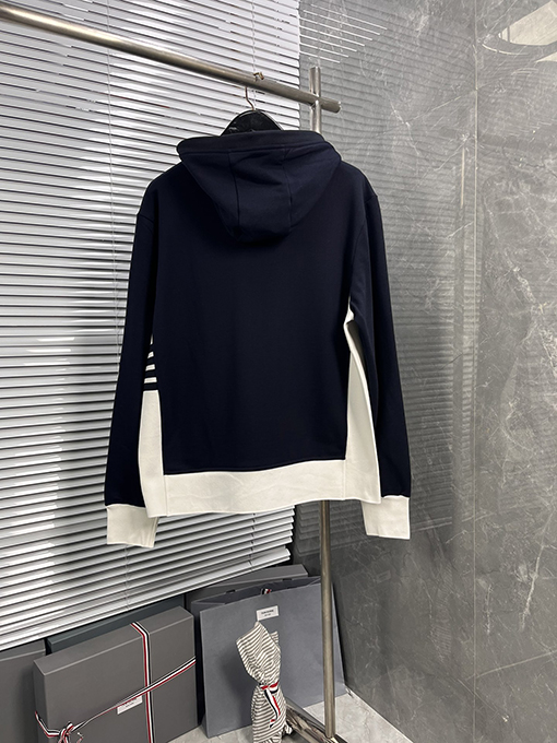 トムブラウンスーパーコピー ステッチカラージッパージャケット