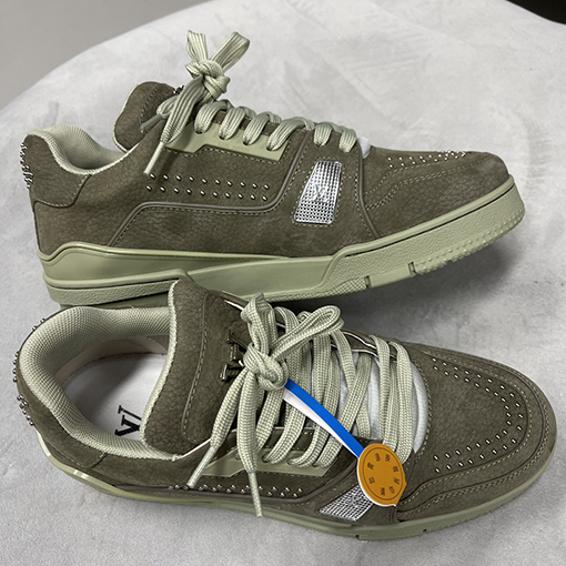 ルイヴィトンLouis V Trainer Sneaker 25ss スエード スニーカー