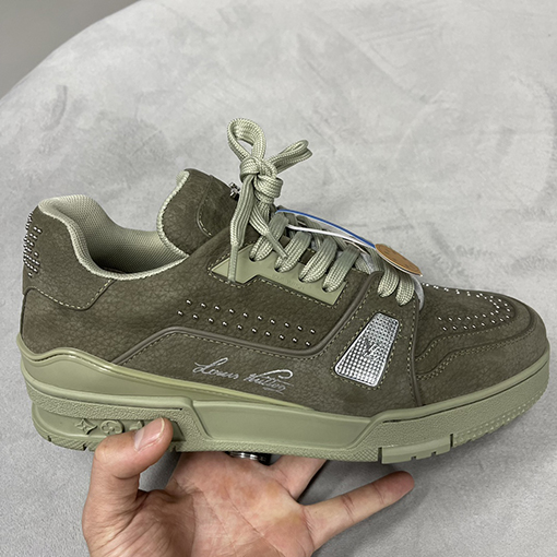 ルイヴィトンLouis V Trainer Sneaker 25ss スエード スニーカー
