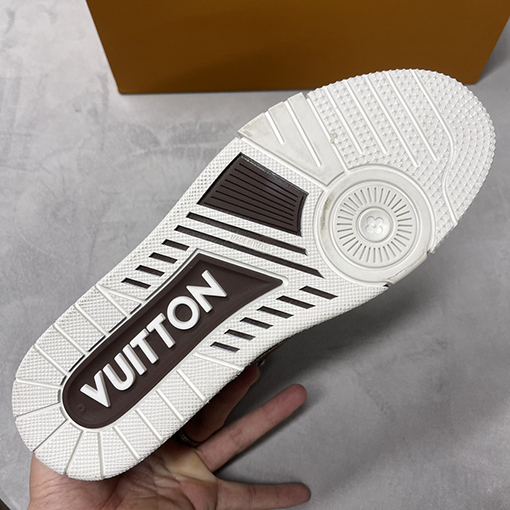 ルイヴィトンコピー Louis V Trainer Sneaker 24FW マジックテープシリーズ スニーカー