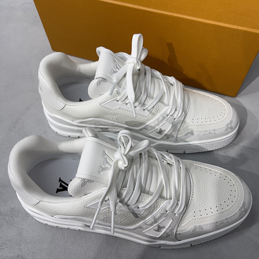 ルイヴィトン Louis V Trainer Sneaker 24Ss スニーカー