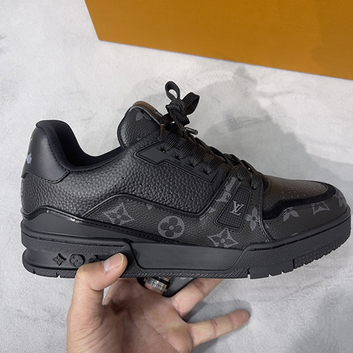 ルイヴィトン Louis V Trainer Sneaker 24Ss スニーカー