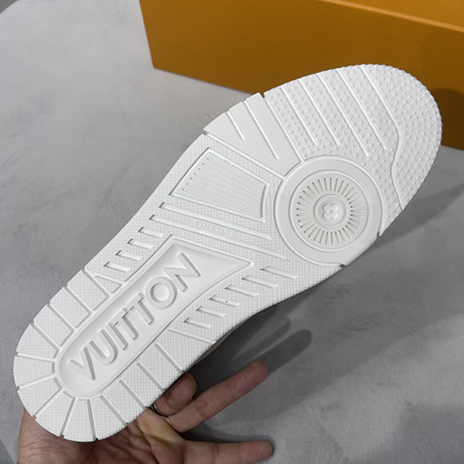 ルイヴィトン Louis V Trainer Sneaker 24Ss スニーカー