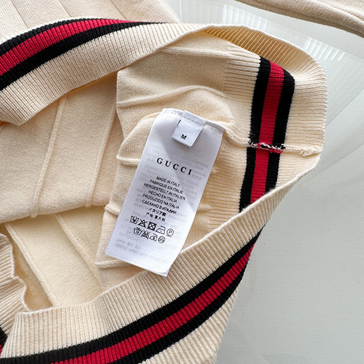 グッチ GUCCIVネックの新セーター
