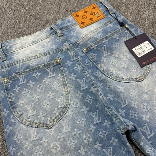 ルイヴィトン 新しい高級老花水洗いジーンズ