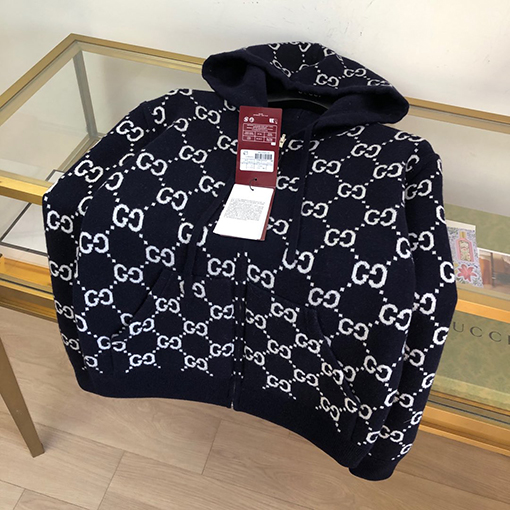 グッチGUCCIスーパーコピーリバーシブルGGウールフードジップアップジャンパー