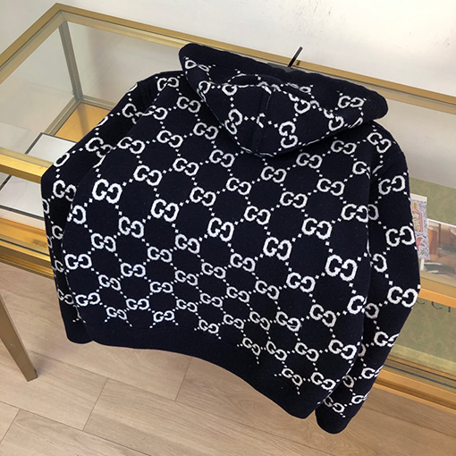 グッチGUCCIスーパーコピーリバーシブルGGウールフードジップアップジャンパー