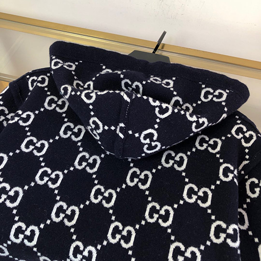 グッチGUCCIスーパーコピーリバーシブルGGウールフードジップアップジャンパー
