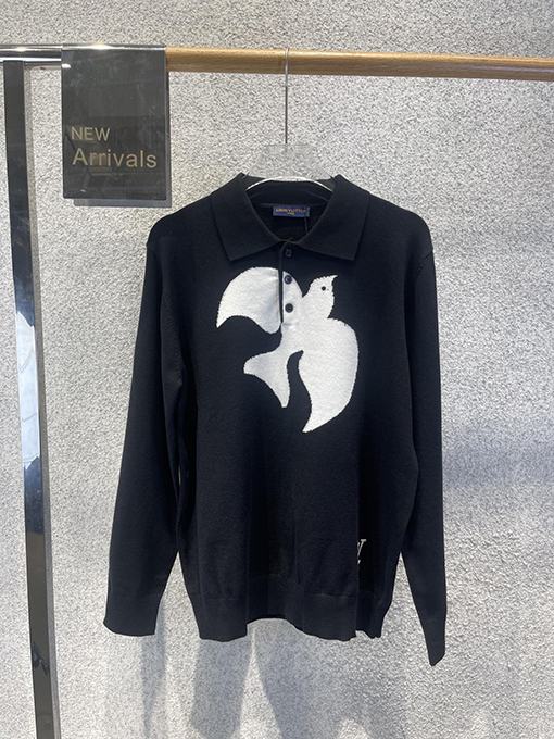 ルイヴィトンコピー 新しいセーター