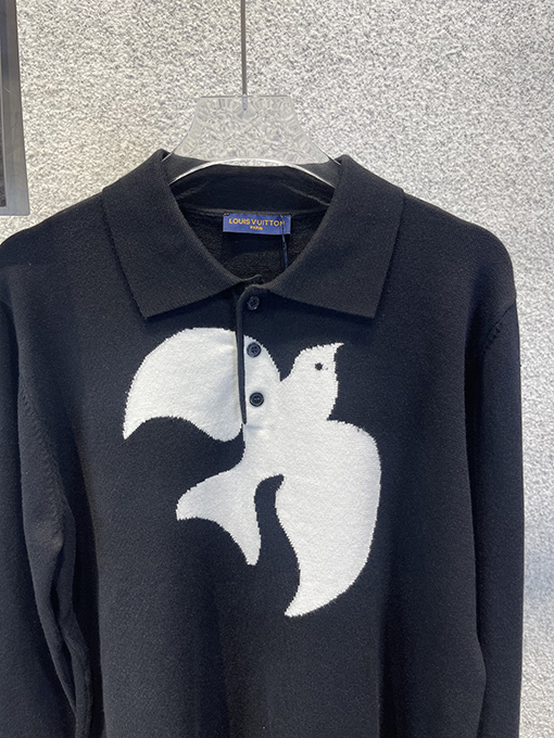 ルイヴィトンコピー 新しいセーター