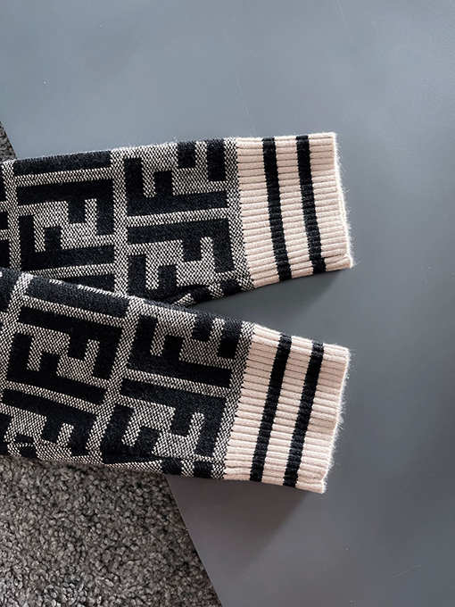フェンディ ニット刺繍文字ファッションクルーネックプルオーバーセーター