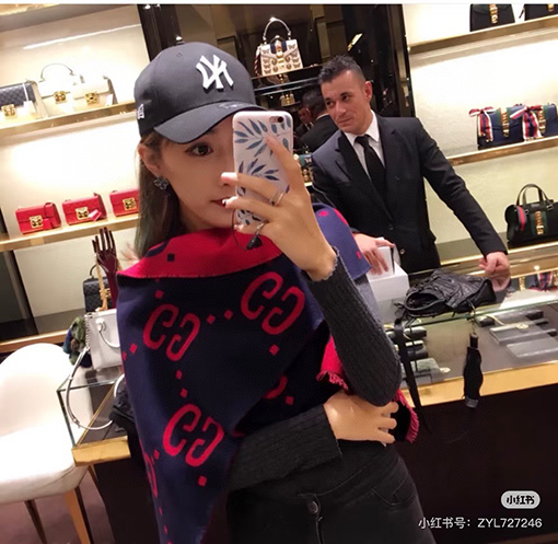 グッチウールシルクブレンドスカーフ