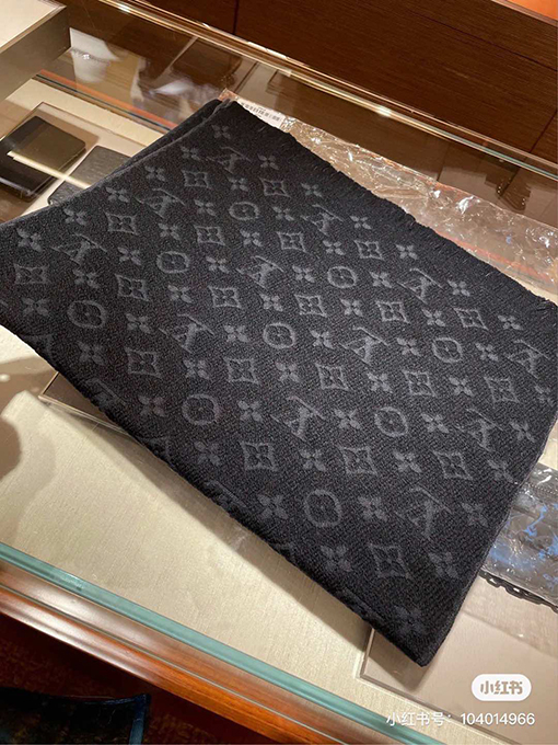 ルイヴィトンLVメンズスカーフ