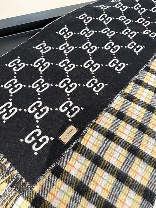 グッチスーパーコピー クラシックカシミヤスカーフ