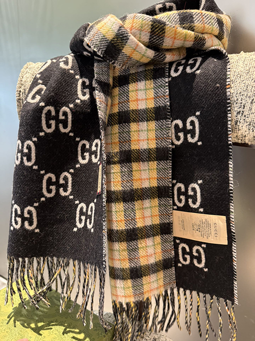 グッチスーパーコピー クラシックカシミヤスカーフ