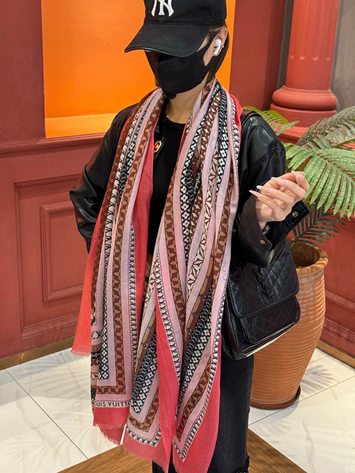 ルイヴィトン薄いカシミヤの長いスカーフ