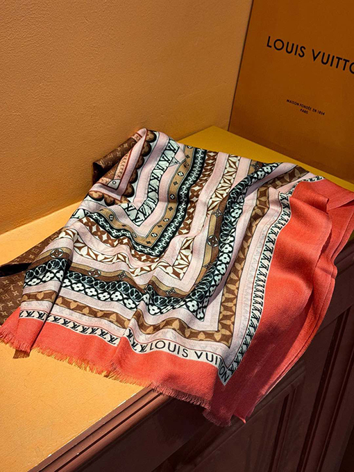 ルイヴィトン薄いカシミヤの長いスカーフ