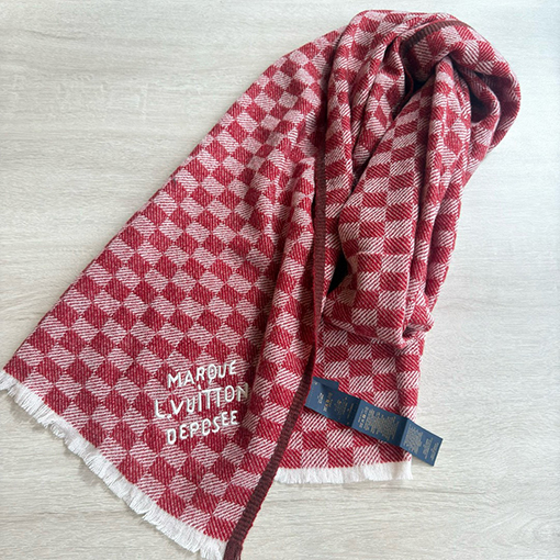 ルイヴィトンスーパーコピークラシックなチェック柄のカシミヤスカーフ